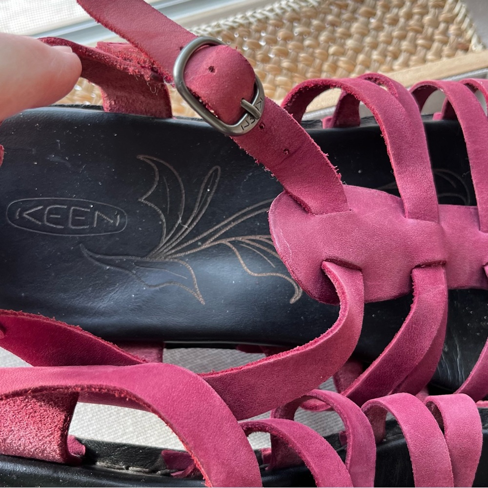 Keen Red Leather Alman Gladiator Ankle Strap Sandals, 9, Strappy Comfort - Picture 7 of 16